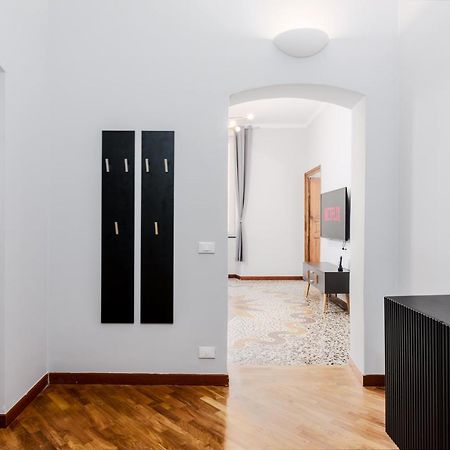 热那亚Esclusivo 130 Mq + Terrazzo Via San Vincenzo公寓 外观 照片