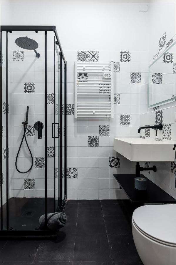 热那亚Esclusivo 130 Mq + Terrazzo Via San Vincenzo公寓 外观 照片