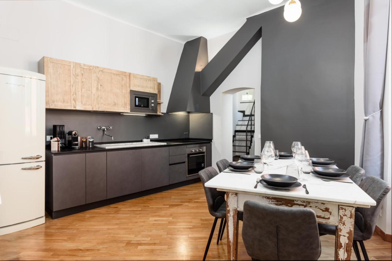 热那亚Esclusivo 130 Mq + Terrazzo Via San Vincenzo公寓 外观 照片